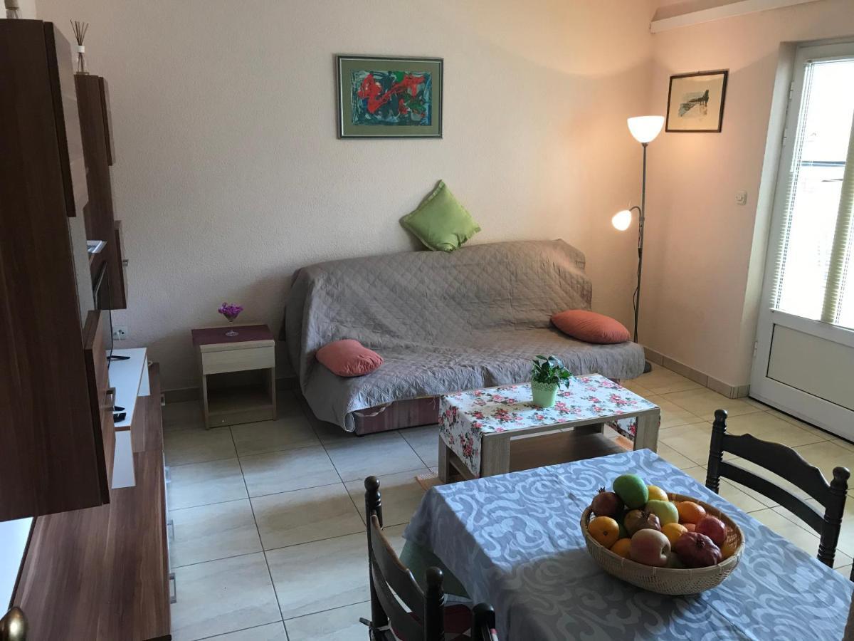 Escape From Center Appartement